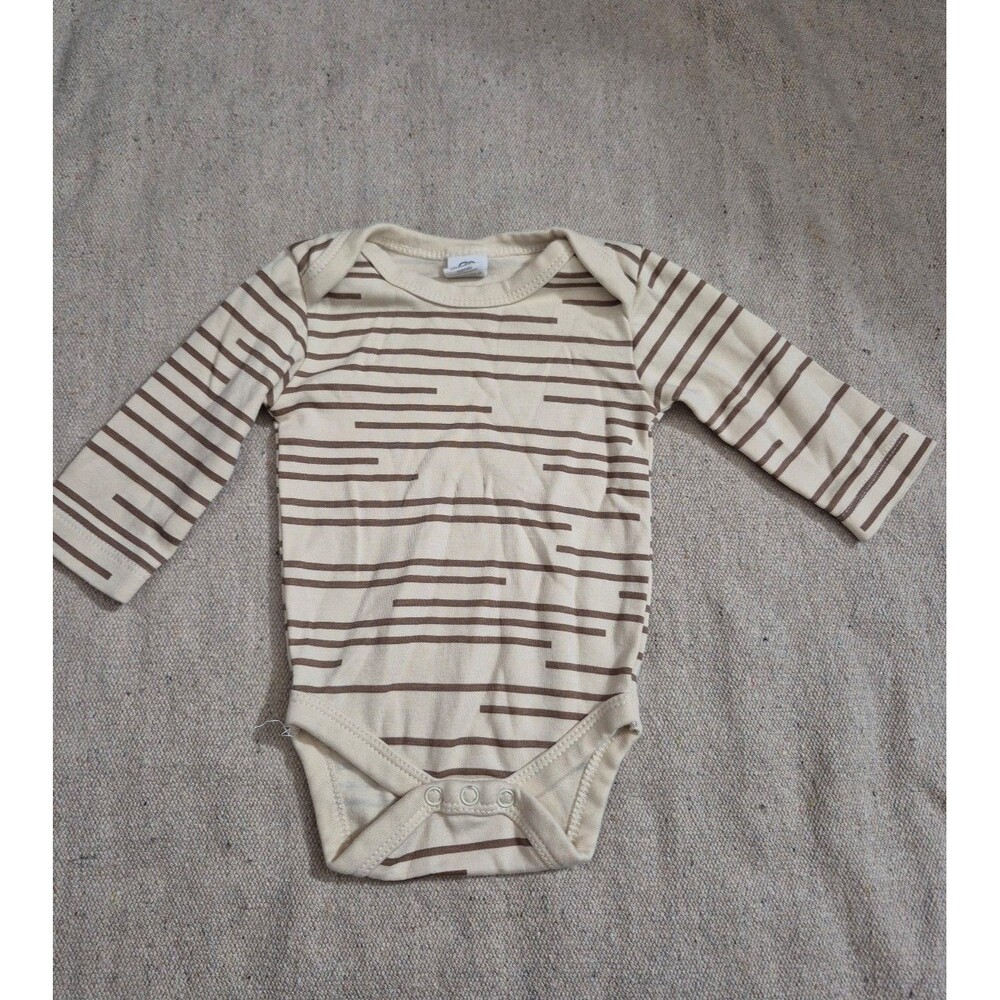 Colored organics bodysuit size 0-3 months